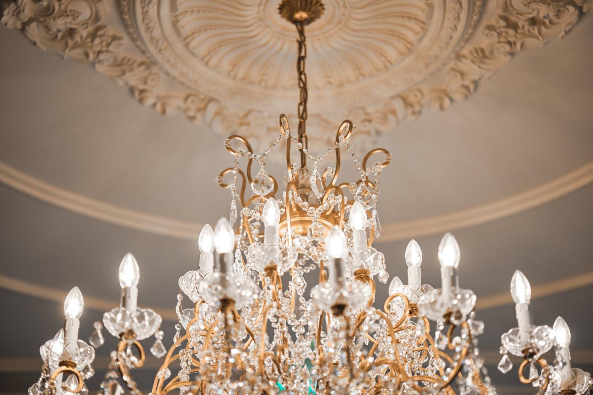 Ga Palace Hotel & Spa, A Xixth-Century Villa Porto Eksteriør bilde A chandelier
